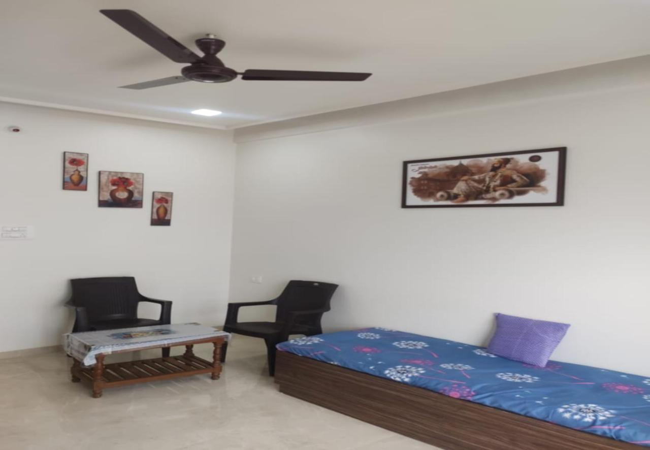 Shiv- Vatsalya Homestay Nashik Buitenkant foto