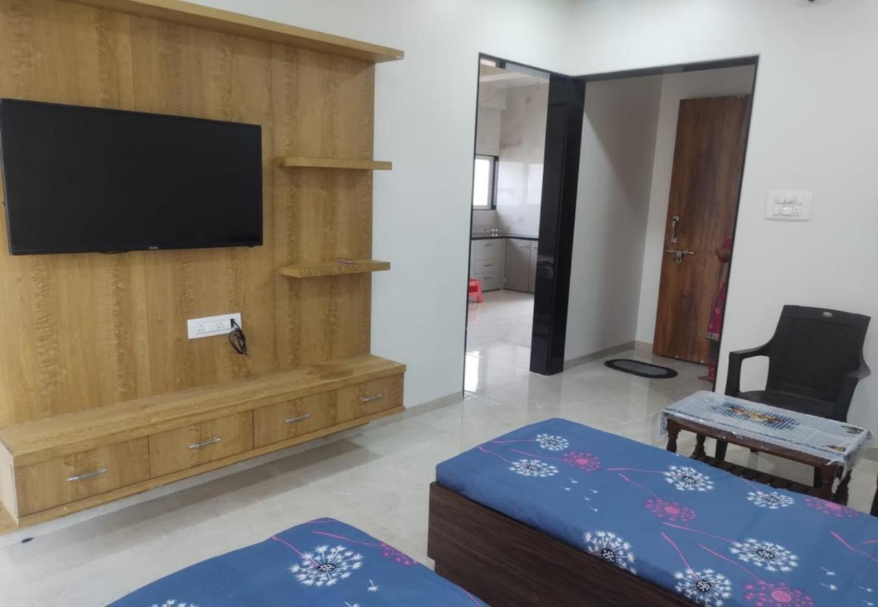 Shiv- Vatsalya Homestay Nashik Buitenkant foto